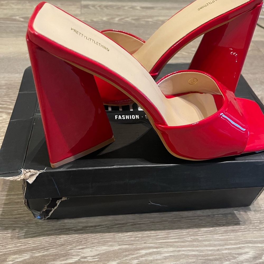 Chunky heels red size 8 NWT - Picture 6 of 8